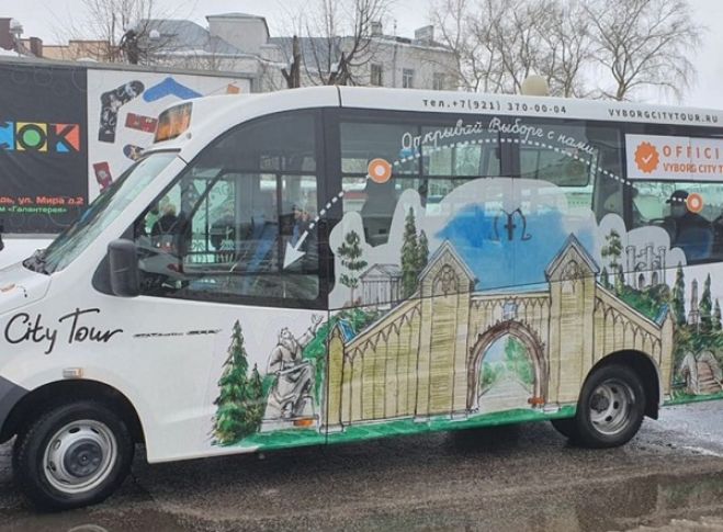 В Монрепо путешественников отвезут туристические автобусы